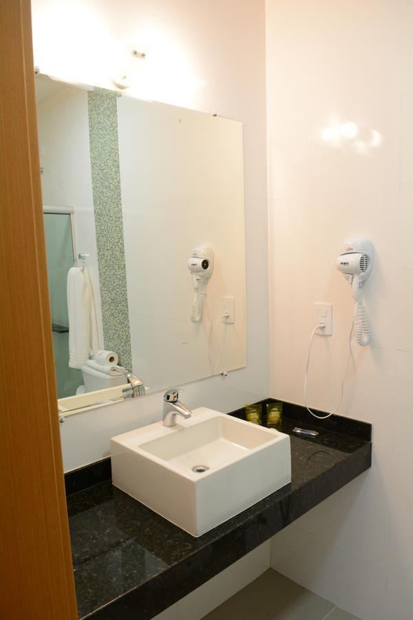 Excellence Plaza Hotel โบตูคาตู ภายนอก รูปภาพ